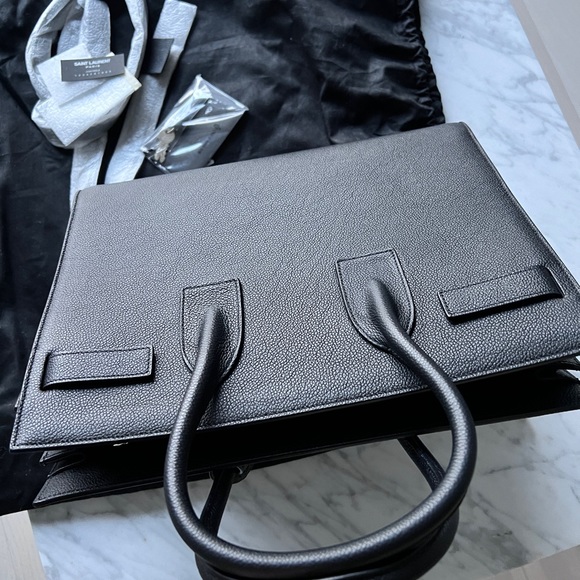 Saint Laurent Small Sac de Jour Black Grainy Calf - Picture 2 of 9